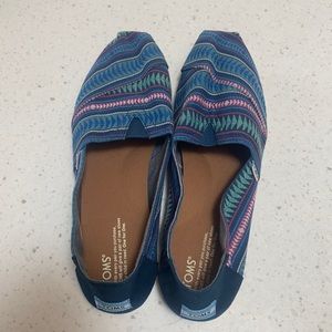 TOMS shoes. Women’s size 12. Brand new.